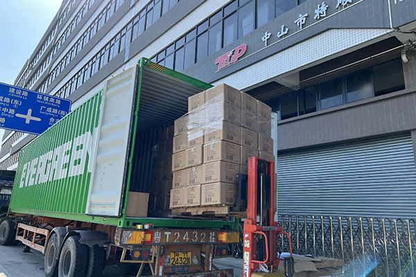 جدول Tigh ، تحميل الحاويات في الوقت المحدد